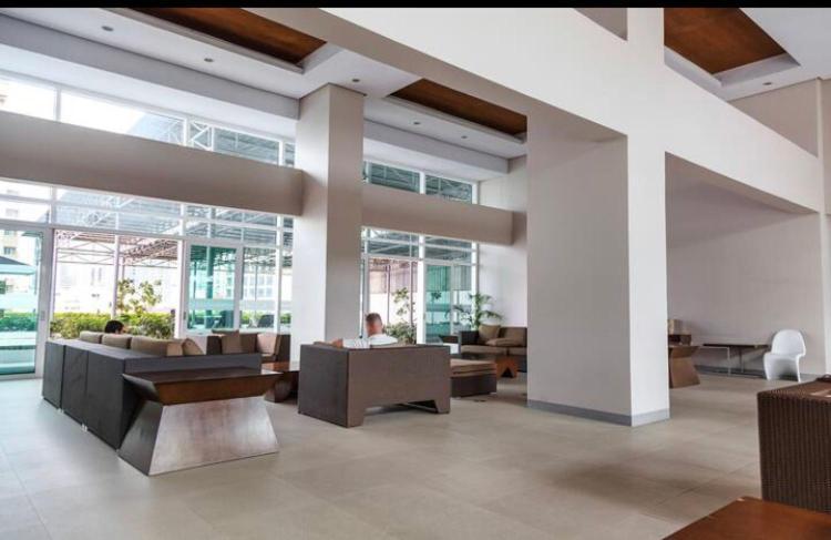 Beacon Makati Condo Free Pool Access Free Wifi 100Mbps & Free Netflix Манила Екстериор снимка