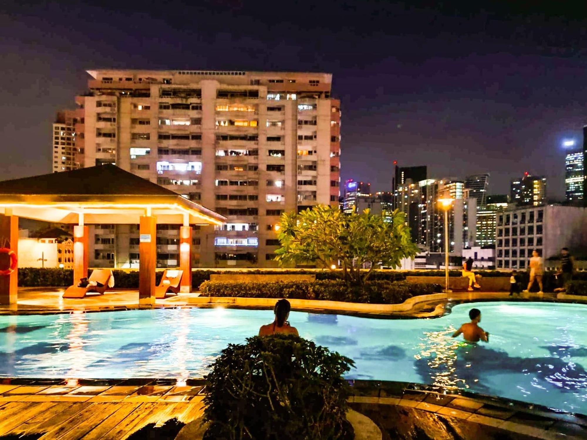 Beacon Makati Condo Free Pool Access Free Wifi 100Mbps & Free Netflix Манила Екстериор снимка